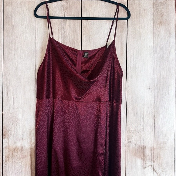 SHEIN Dresses & Skirts - Burgundy SHEIN dress with cowl neck - 3XL (F7)